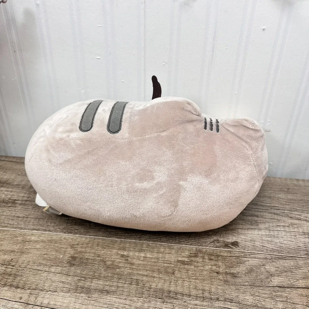 Gund PUSHEEN‎ POPCORN Plush 11 Inch Snackables Cat Stuffed Toy Laying Down